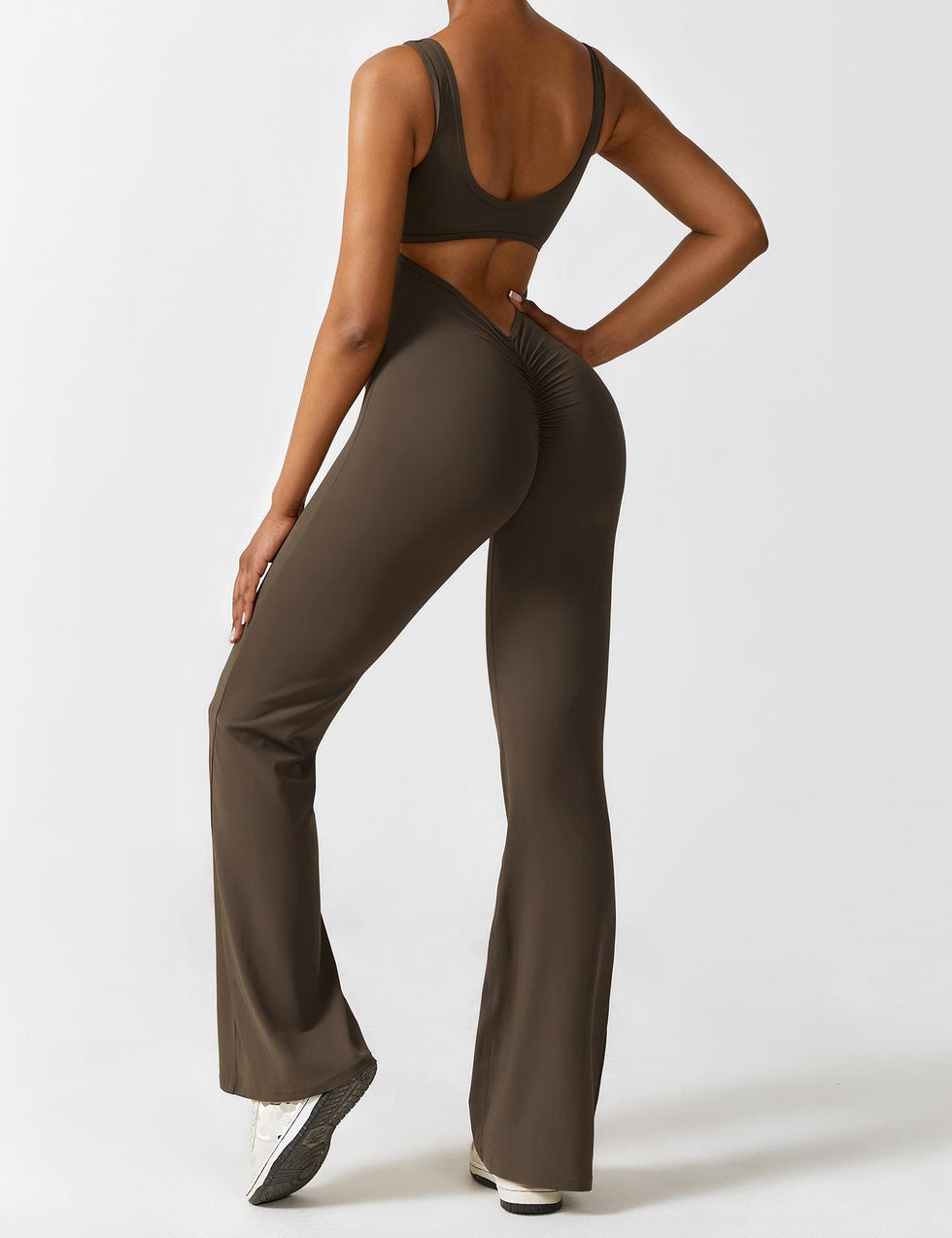 Yeoreo V-Back Flared Jumpsuit