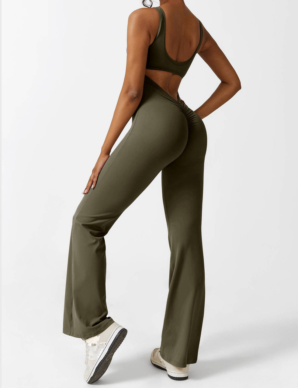 Yeoreo V-Back Flared Jumpsuit